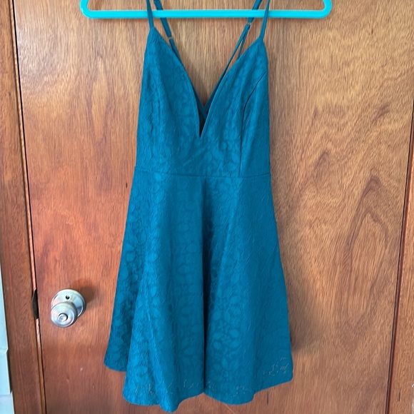 Nights to Remember Emerald Green Lace V-Neck Skater Dress - Picture 7 of 9